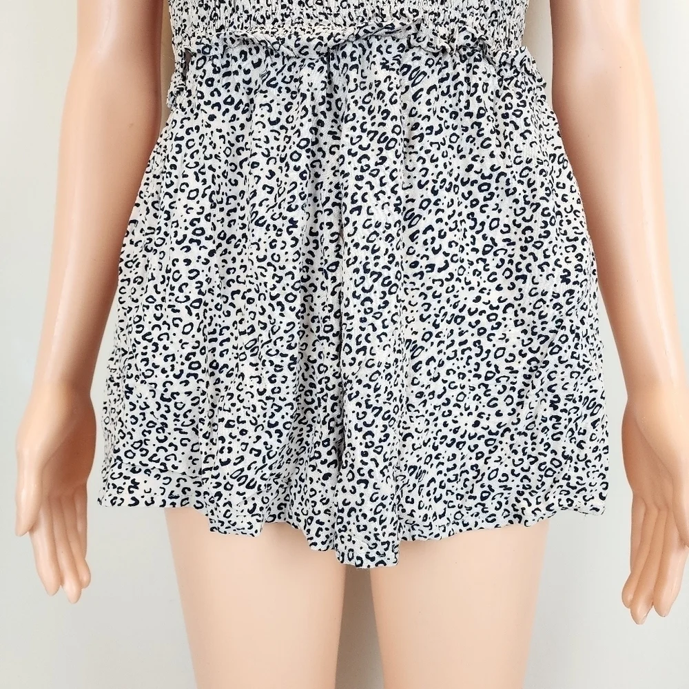 Jessica Simpsons Leopard Print Strapless Romper